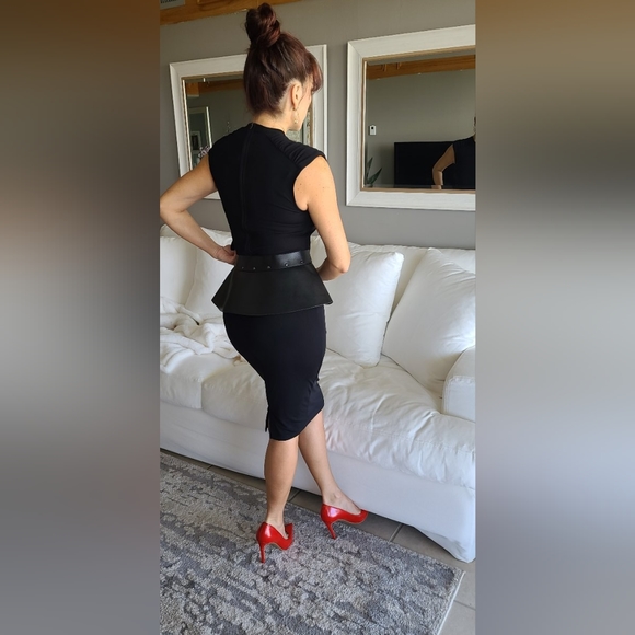 Belted Dress - Picture 4 of 6